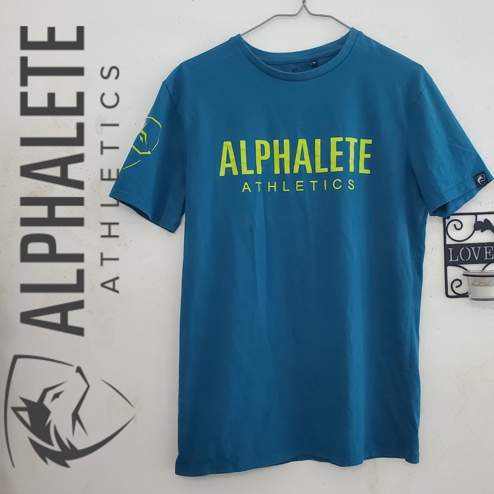 Alphalete Athletics Performance Fit Short Sleeve T-Shirt - Size Medium